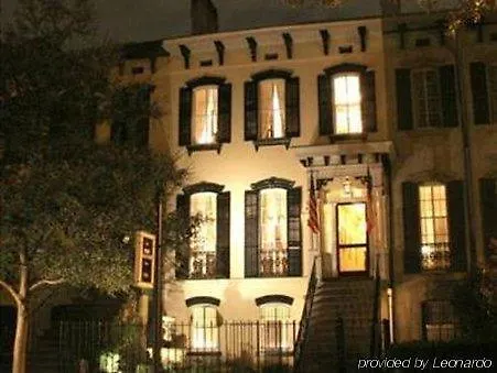Hotel The Olde Savannah Inn